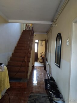 Dvoupodlažní Rodinný dům se zahradou - 17