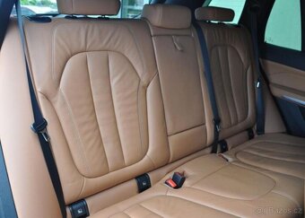 BMW X5 3,0d xDrive M-SPORT ČR 1.M - 17