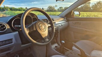 Mazda 3 - 17