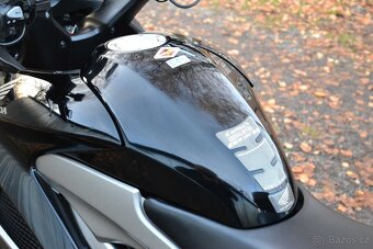 Honda VFR 800X CROSSRUNNER - 17