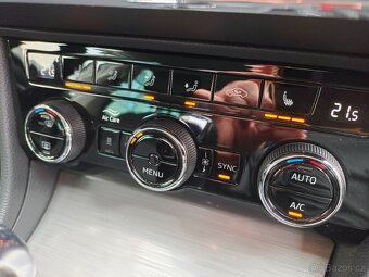 Škoda Superb 3 Combi 2.0TDI 147kW 4x4 DSG Webasto Matrix DAB - 17