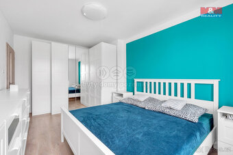 Pronájem bytu 2+kk, 52 m², Pardubice, ul. Benešovo náměstí - 17