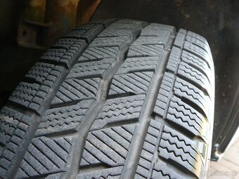 VW TRANSPORTER T5 2.0 TDI 103KW LONG 9MÍST KLIMA ROZVODY 207 - 17