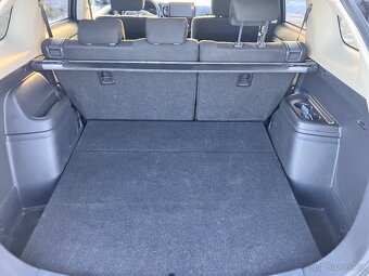 Mitsubishi Outlander 3 2.2 Di-D 4x4 tažné - 17