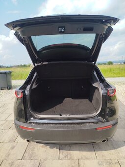 Mazda CX-30 Comfort+2,0 110 kW-Top stav, servis,1maj - 17
