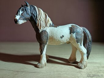 Schleich koně V - 17