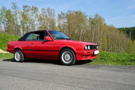 Prodám BMW E30 325i kabriolet manuál - 17