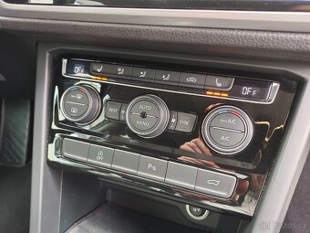 VW Touran Comfortline 2.0TDI DSG Matrix ACC Tažné Navi ERGO - 17
