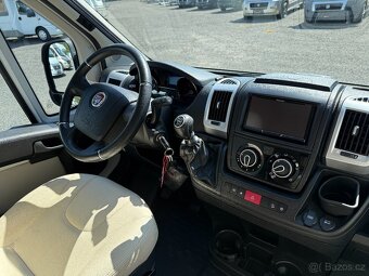 Bürstner Brevio T 645, obytné auto, 4x spaní - 17