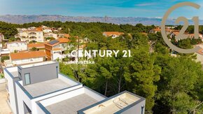 Prodej bytu 3+kk (69 m2) s terasou a nádherným výhledem, nac - 17