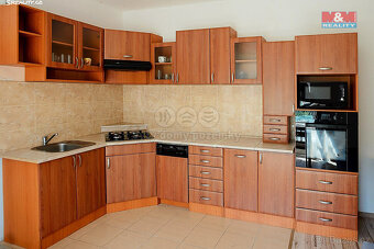 Prodej rodinného domu, 324 m², Libušín, ul. Máchova - 17