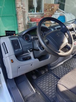 Peugeot boxer 3.0 HDI 2011 skříň - 17