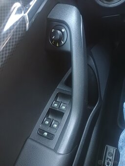 Škoda Octavia RS 2.0TDi Xenony Navi kůže Digi Klima Temp - 17