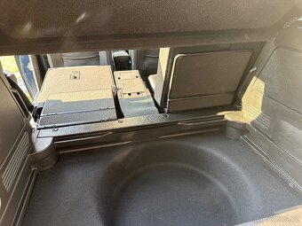Opel Meriva 1,4 turbo / 88 kW modrá - 17