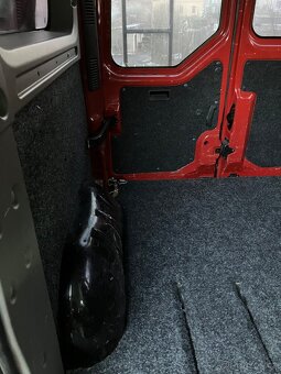 Prodám havarovaný Renault Master 2.3,r.v.2012,107 kw,9 míst - 17