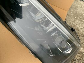 predni led svetla xenon skoda scala levy pravy - 17