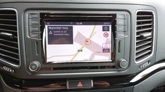 VW Sharan 2.0TDI 130kW 4Motion WEBASTO-TZ-7.míst-1.maj-ČR- - 17