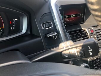 Volvo XC60, D4 AWD CZ DPH - 17