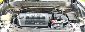 Mitsubishi Outlander 2,2 DiD 4WD 130kW/177k, manuál 6 st. - 17