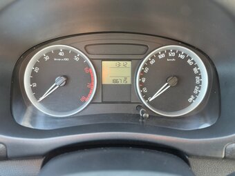 Škoda Fabia 1.2i 51 KW, digi klima, sada alu kol - 17