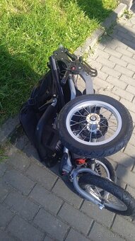 Kočárek BOB Revolution CE - 17