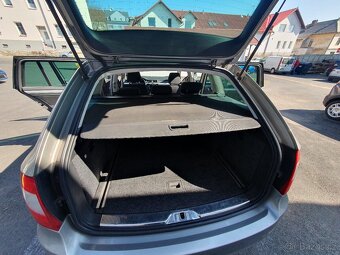 Škoda superb 1.4 tsi 92 kw - 17
