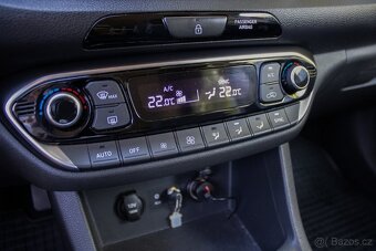 Hyundai i30 CW 1.4 T-GDi /AJ NA SPLÁTKY/ - 17