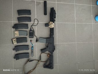 AIRSOFT KOMPLETNÍ VÝSTROJ A VYBAVENÍ - 17