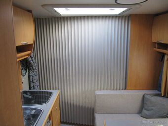 Prodám karavan Knaus Eifelland 500 tmf,r.v.2006 + předstan. - 17