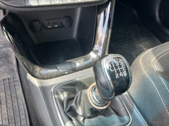 Kia Ceed 1.6 CRDI kombi - 17