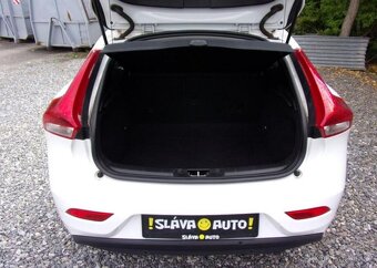 Volvo V40 2.0D288kW 225000KM AUTOMAT 1A nafta automat 88 kw - 17