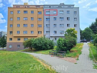 pronájem bytu 2+kk 48m2 po rekonstrukci 4. patro cihla výtah - 17