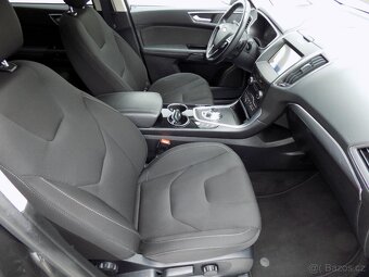 Ford S-MAX 2.0TDCi/Titanium/AT/LED/ - 17