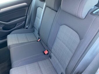 Volkswagen Passat B8.5 Com. 2.0TDi DSG Business Tažné - 17