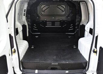 Fiat Fiorino 1.4i+CNG NATURAL POWER ČR cng + benzín manuál - 17