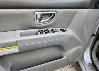 Kia Sorento 2.5-TAŽNÉ-AUTOMAT-KŮŽE-SENZORY1 - 17