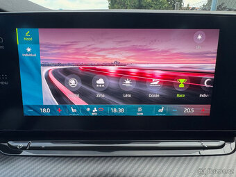 OCTAVIA IV RS 2.0TSI 180kW DSG ACC NAVI LED KOUPENO V ČR DPH - 17