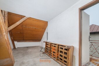 Prodej rodinného domu  s užitnou plochou 194 m2 a pozemkem,  - 17