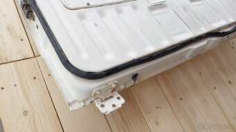 Nissan Patrol – Dveře výklopné bílé K160 5 tis - 17