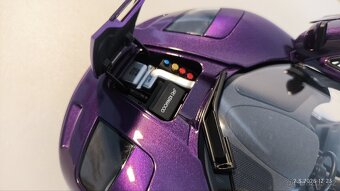 Model McLaren F1 1:18 LCD Models - 17