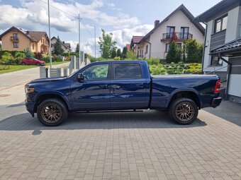Dodge Ram 1500 5.7 HEMI 4x4 - 20 000 KM - 2024 - 17