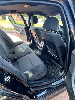 BMW E90 330xd 170kW - automat, M-paket - 17