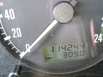 Škoda Octavia 1,6i,74kw,114000km - 17