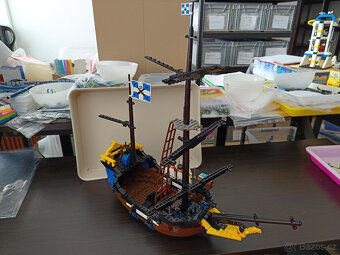LEGO Pirates 6274 Caribbean Clipper - 17