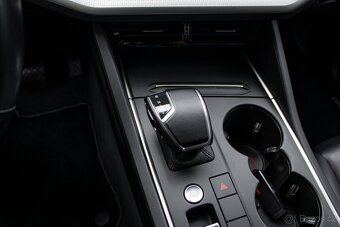 Volkswagen Touareg 3.0 V6 TDI Elegance 4Motion Tiptronic - 17