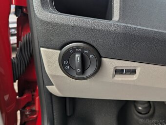 Volkswagen Transporter 2.0TDi DSG 8 MÍST, KAMERA - 17
