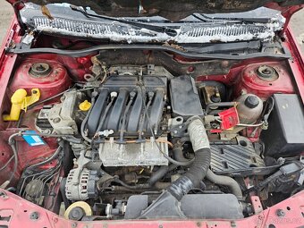 Renault Megane 1.6  r.v.2000 - 17
