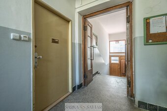 Prodej prostorného bytu 3+1 89m2 plus sklep v centru Hradce  - 17
