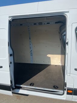 NOVÝ VŮZ RENAULT MASTER 2024 L3H3 2.3DCi 100kW,KLIMA,ČR,DPH - 17