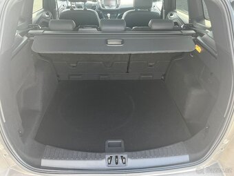 Ford Kuga  ST-LINE 2019 ČR - 17